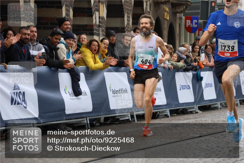 05.10.2025 - 20. swb-Marathon Bremen Strokosch-Dieckow http://msf.ph/oto/9225468 05.10.2025 12:17:50 Ziel 404, 1739 meine-sportfotos.de