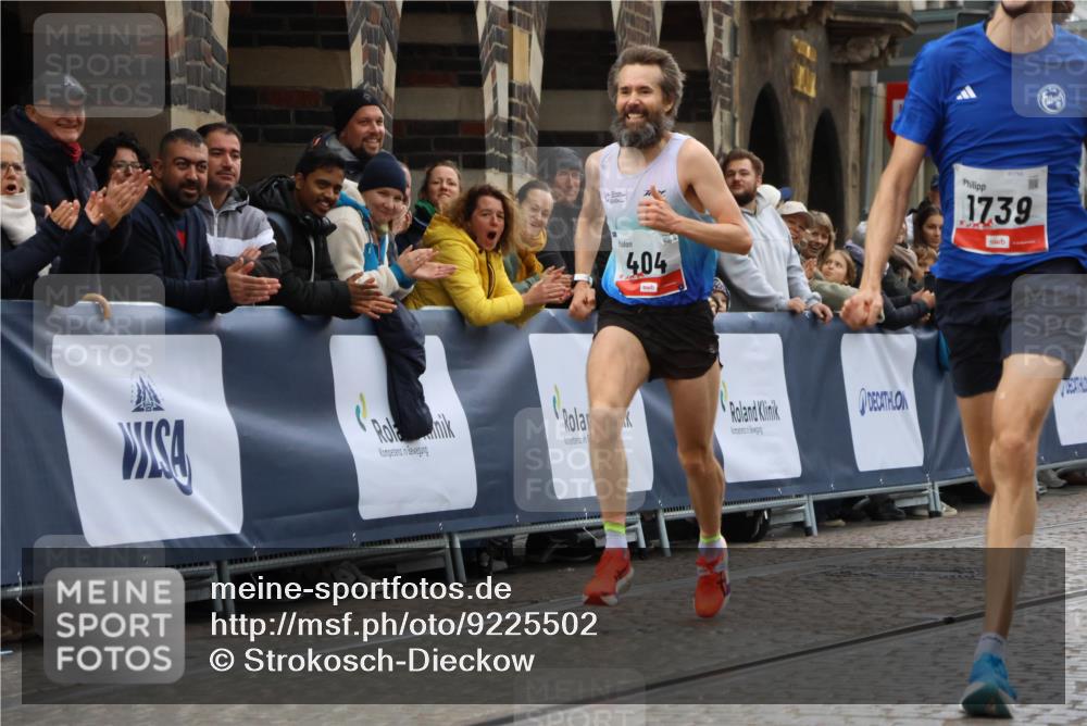 05.10.2025 - 20. swb-Marathon Bremen Strokosch-Dieckow http://msf.ph/oto/9225502 05.10.2025 12:17:50 Ziel 404, 1739 meine-sportfotos.de