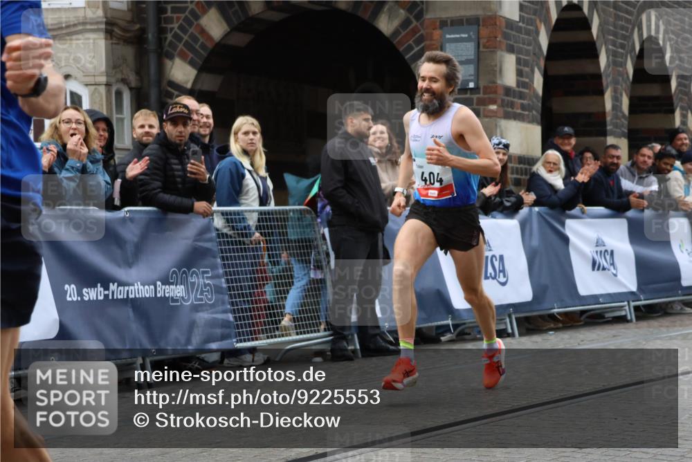 05.10.2025 - 20. swb-Marathon Bremen Strokosch-Dieckow http://msf.ph/oto/9225553 05.10.2025 12:17:52 Ziel 404 meine-sportfotos.de