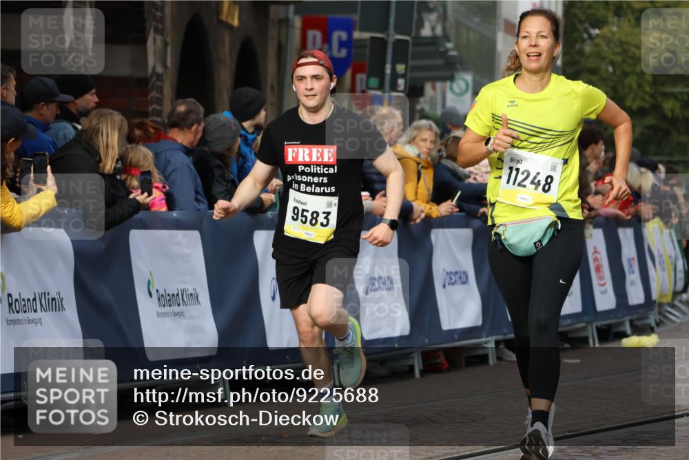 05.10.2025 - 20. swb-Marathon Bremen Strokosch-Dieckow http://msf.ph/oto/9225688 05.10.2025 10:48:55 Ziel 7414, 9216, 9255, 9583, 10047, 10733, 10877, 10973, 11248 meine-sportfotos.de