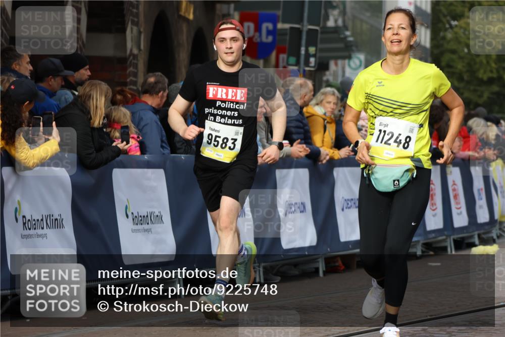 05.10.2025 - 20. swb-Marathon Bremen Strokosch-Dieckow http://msf.ph/oto/9225748 05.10.2025 10:48:55 Ziel 7414, 9216, 9255, 9583, 10047, 10733, 10877, 10973, 11248 meine-sportfotos.de