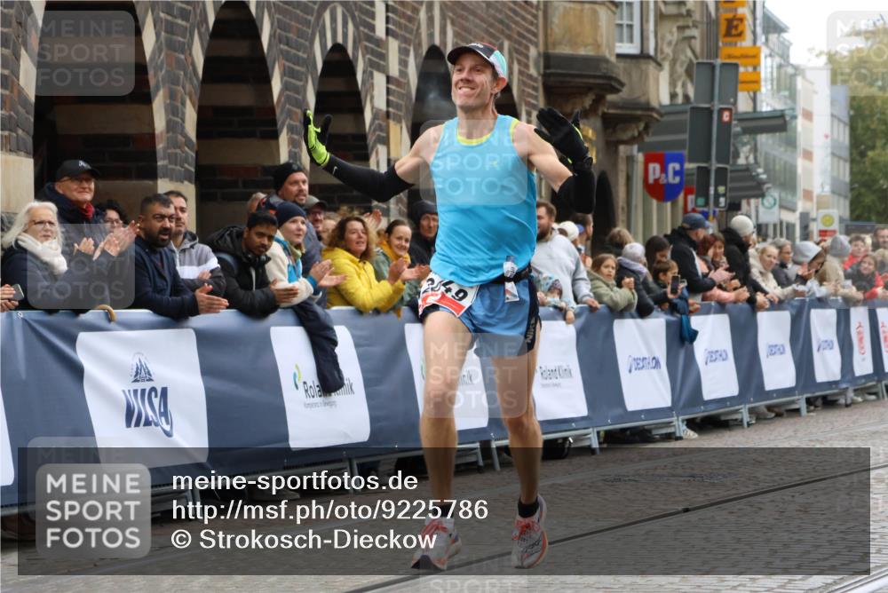 05.10.2025 - 20. swb-Marathon Bremen Strokosch-Dieckow http://msf.ph/oto/9225786 05.10.2025 12:19:12 Ziel 2049 meine-sportfotos.de