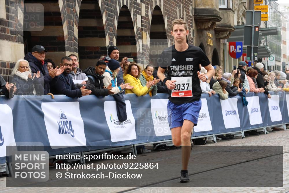 05.10.2025 - 20. swb-Marathon Bremen Strokosch-Dieckow http://msf.ph/oto/9225864 05.10.2025 12:20:27 Ziel 2037 meine-sportfotos.de