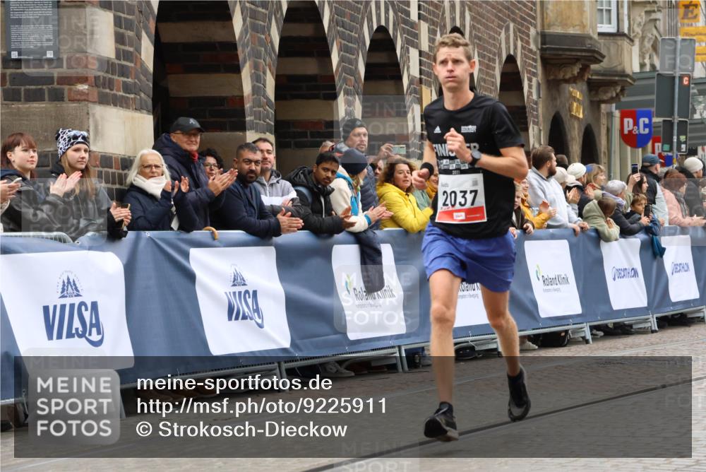 05.10.2025 - 20. swb-Marathon Bremen Strokosch-Dieckow http://msf.ph/oto/9225911 05.10.2025 12:20:27 Ziel 2037 meine-sportfotos.de