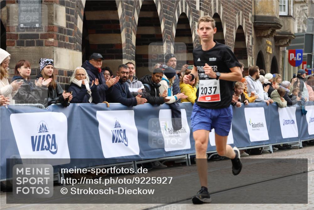 05.10.2025 - 20. swb-Marathon Bremen Strokosch-Dieckow http://msf.ph/oto/9225927 05.10.2025 12:20:27 Ziel 2037 meine-sportfotos.de