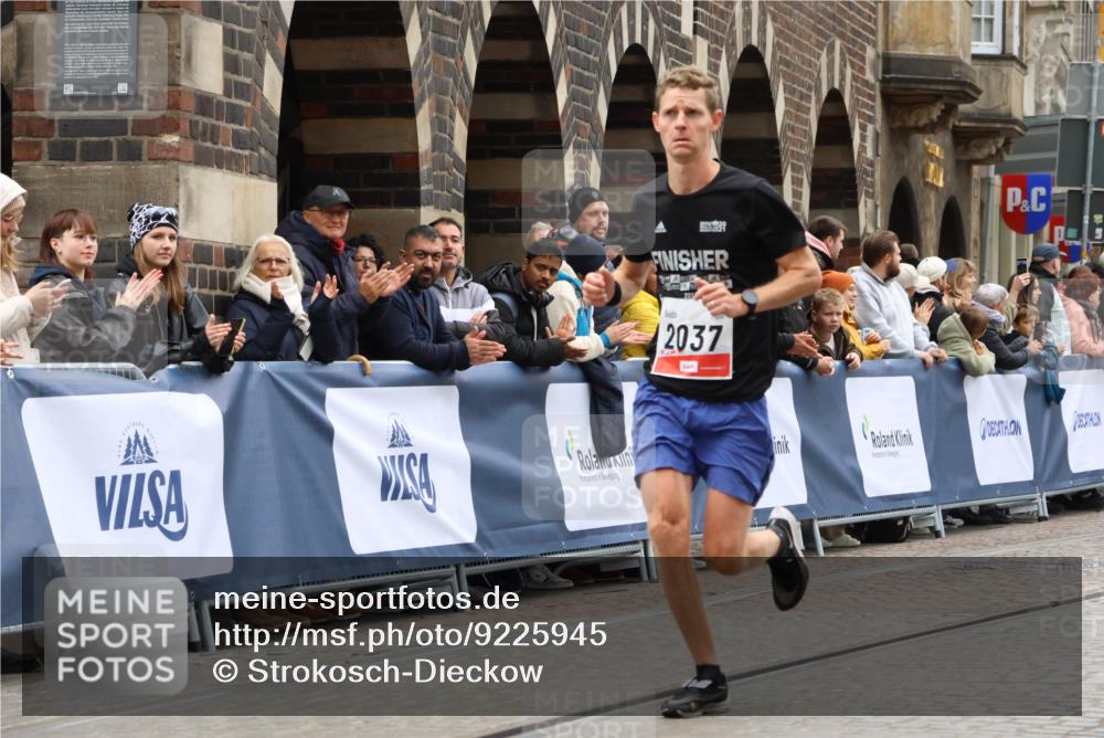 05.10.2025 - 20. swb-Marathon Bremen Strokosch-Dieckow http://msf.ph/oto/9225945 05.10.2025 12:20:28 Ziel 2037 meine-sportfotos.de