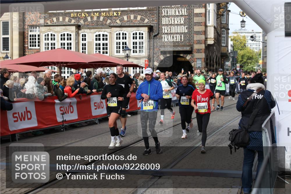 05.10.2025 - 20. swb-Marathon Bremen Yannick Fuchs http://msf.ph/oto/9226009 05.10.2025 11:00:32 Ziel 7215, 9173, 10067, 10217, 10406, 10492, 10504, 10794, 10930, 11063, 11263, 11424, 11699 meine-sportfotos.de