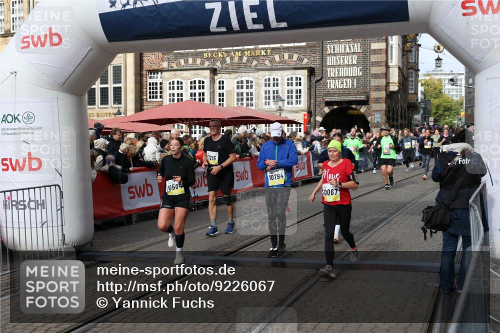 05.10.2025 - 20. swb-Marathon Bremen Yannick Fuchs http://msf.ph/oto/9226067 05.10.2025 11:00:33 Ziel 7215, 9173, 10067, 10071, 10217, 10406, 10492, 10504, 10794, 10930, 11263, 11424, 11619, 11699 meine-sportfotos.de