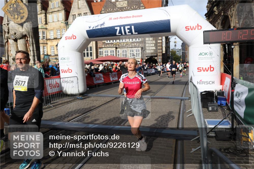 05.10.2025 - 20. swb-Marathon Bremen Yannick Fuchs http://msf.ph/oto/9226129 05.10.2025 10:57:21 Ziel 9231, 9314, 9489, 9577, 9947, 10293, 10545, 10657, 10917, 11015, 11138, 11202, 11434, 11596, 11686 meine-sportfotos.de