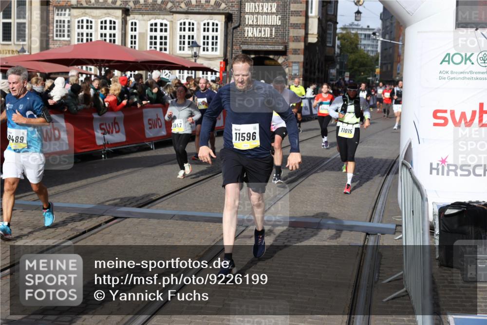 05.10.2025 - 20. swb-Marathon Bremen Yannick Fuchs http://msf.ph/oto/9226199 05.10.2025 10:57:23 Ziel 9292, 9450, 9489, 9577, 9844, 9947, 10169, 10293, 10545, 10657, 10917, 11015, 11138, 11202, 11434, 11596, 11686 meine-sportfotos.de