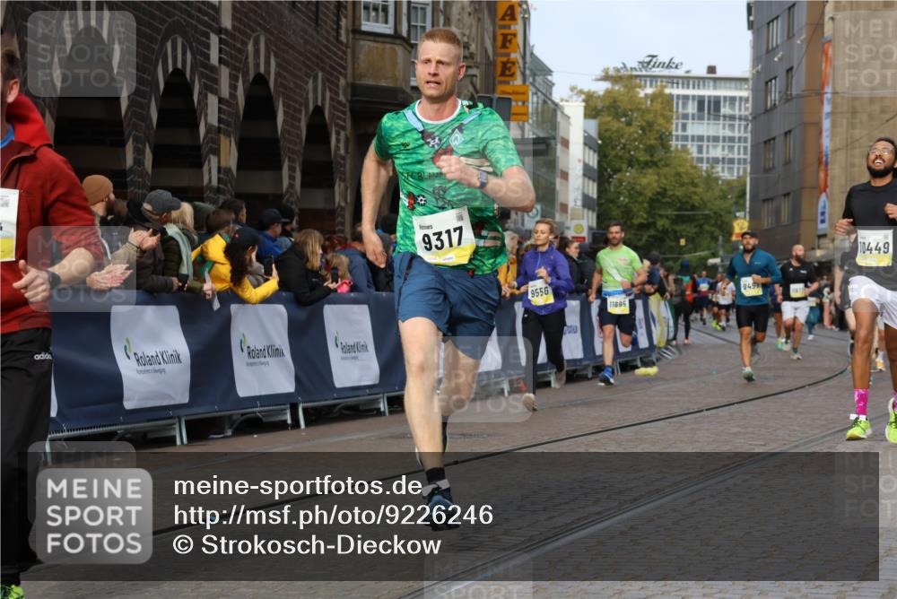 05.10.2025 - 20. swb-Marathon Bremen Strokosch-Dieckow http://msf.ph/oto/9226246 05.10.2025 10:49:07 Ziel 7202, 9014, 9317, 9457, 9556, 10016, 10221, 10449, 11673, 11695 meine-sportfotos.de