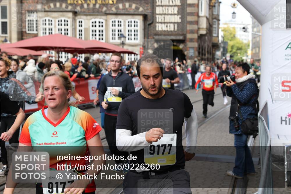 05.10.2025 - 20. swb-Marathon Bremen Yannick Fuchs http://msf.ph/oto/9226260 05.10.2025 11:00:40 Ziel 7178, 7215, 9173, 9177, 9271, 9531, 10063, 10071, 10079, 10217, 10930, 11003, 11071, 11255, 11511, 11534, 11595, 11610, 11619 meine-sportfotos.de