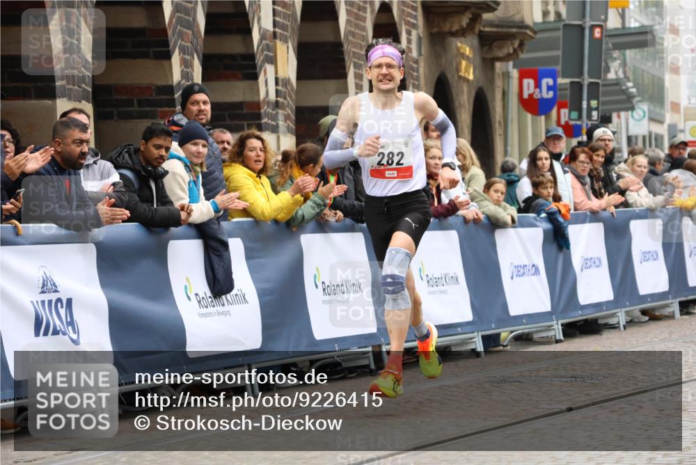 05.10.2025 - 20. swb-Marathon Bremen Strokosch-Dieckow http://msf.ph/oto/9226415 05.10.2025 12:21:03 Ziel 282 meine-sportfotos.de