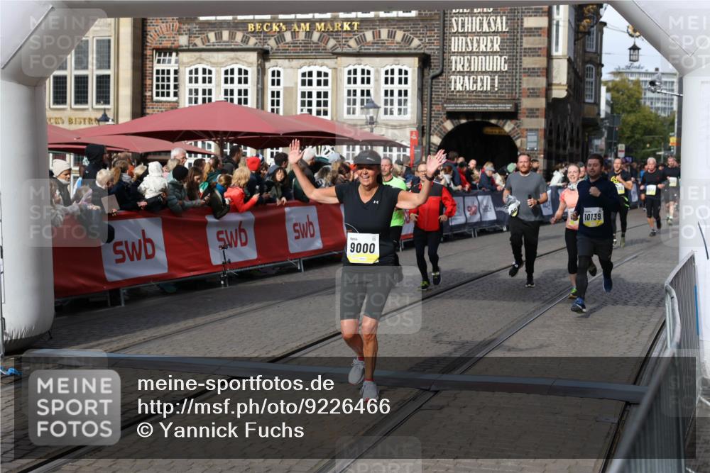 05.10.2025 - 20. swb-Marathon Bremen Yannick Fuchs http://msf.ph/oto/9226466 05.10.2025 10:57:37 Ziel 7101, 9000, 9215, 9625, 9904, 9914, 9962, 10139, 10645, 10950, 11606 meine-sportfotos.de