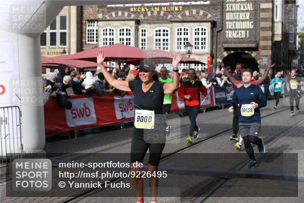 05.10.2025 - 20. swb-Marathon Bremen Yannick Fuchs http://msf.ph/oto/9226495 05.10.2025 10:57:38 Ziel 9000, 9215, 9625, 9904, 9914, 9962, 10139, 10645, 10739, 10950, 11360, 11606 meine-sportfotos.de