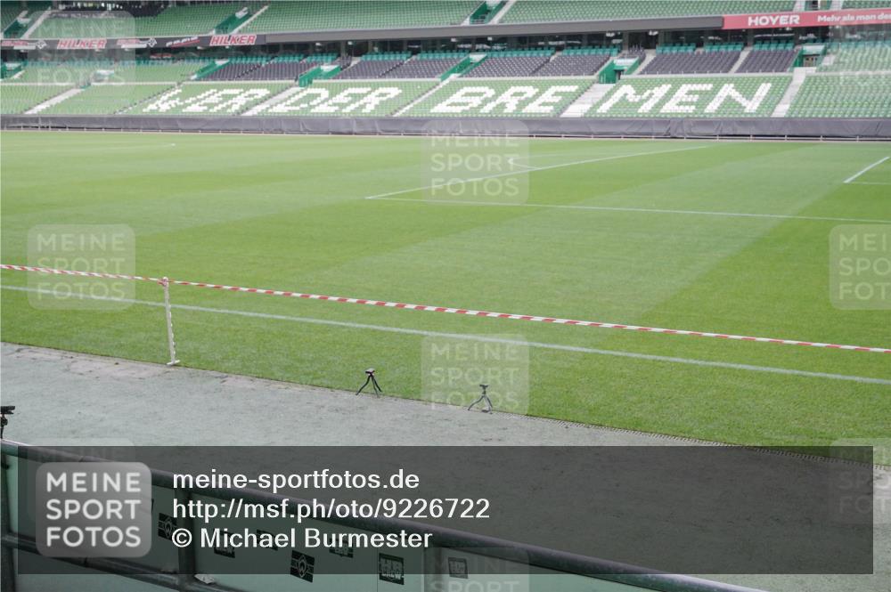 05.10.2025 - 20. swb-Marathon Bremen Michael Burmester http://msf.ph/oto/9226722 05.10.2025 10:16:46 Laufen im Stadion 33, 2 meine-sportfotos.de