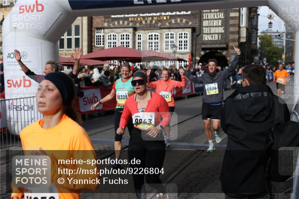 05.10.2025 - 20. swb-Marathon Bremen Yannick Fuchs http://msf.ph/oto/9226804 05.10.2025 10:57:50 Ziel 9309, 9372, 9585, 9943, 9979, 10225, 10250, 10329, 10341, 10555, 10694, 10754, 11352, 11520, 11521, 11583, 11731 meine-sportfotos.de