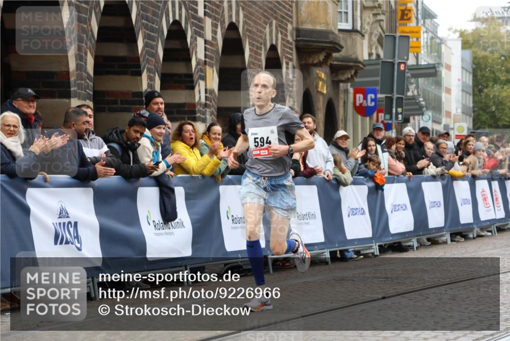 05.10.2025 - 20. swb-Marathon Bremen Strokosch-Dieckow http://msf.ph/oto/9226966 05.10.2025 12:21:54 Ziel 594 meine-sportfotos.de