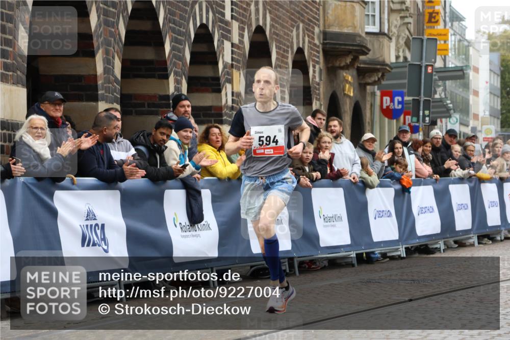 05.10.2025 - 20. swb-Marathon Bremen Strokosch-Dieckow http://msf.ph/oto/9227004 05.10.2025 12:21:54 Ziel 594 meine-sportfotos.de