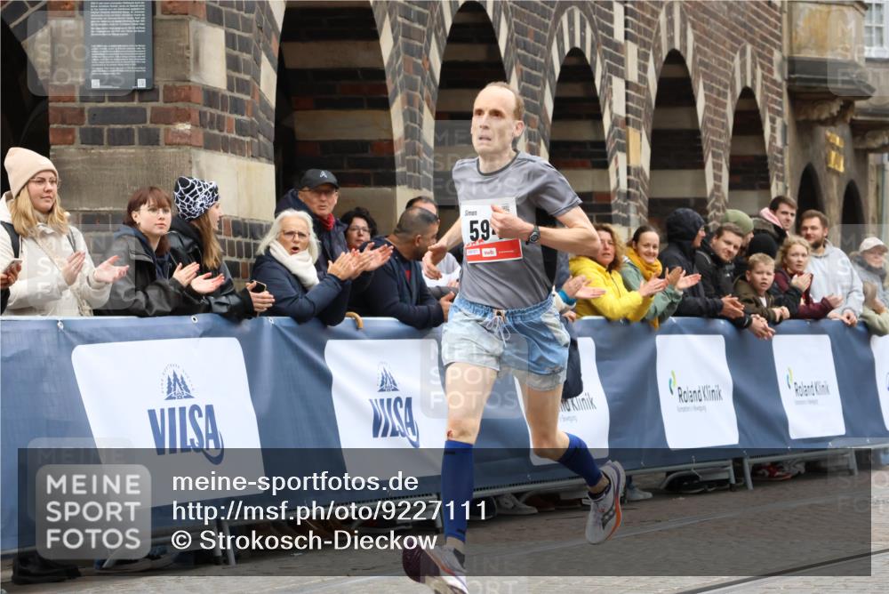 05.10.2025 - 20. swb-Marathon Bremen Strokosch-Dieckow http://msf.ph/oto/9227111 05.10.2025 12:21:55 Ziel 594 meine-sportfotos.de