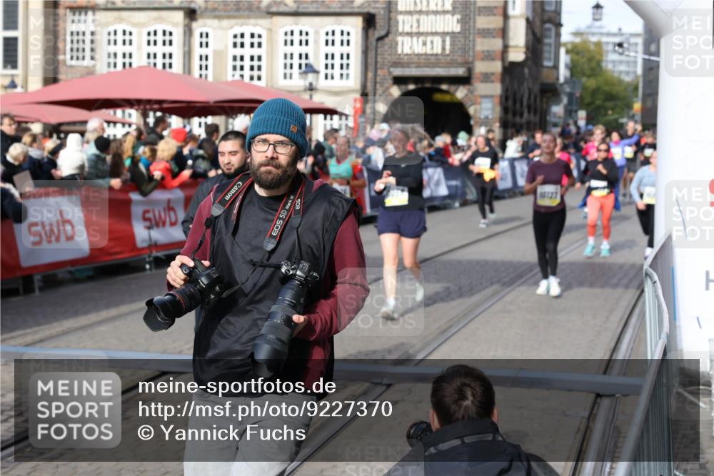 05.10.2025 - 20. swb-Marathon Bremen Yannick Fuchs http://msf.ph/oto/9227370 05.10.2025 10:58:11 Ziel 9576, 9582, 9872, 10127, 10395, 10459, 10577, 10793, 11058, 11601, 11663 meine-sportfotos.de