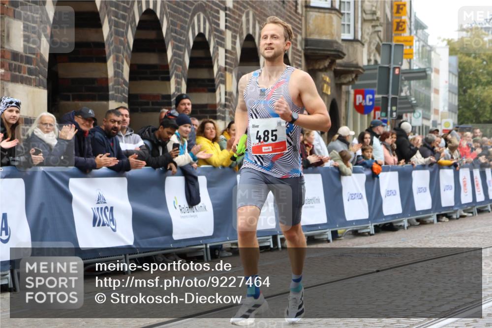 05.10.2025 - 20. swb-Marathon Bremen Strokosch-Dieckow http://msf.ph/oto/9227464 05.10.2025 12:22:08 Ziel 485 meine-sportfotos.de