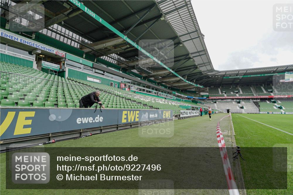 05.10.2025 - 20. swb-Marathon Bremen Michael Burmester http://msf.ph/oto/9227496 05.10.2025 11:55:57 Laufen im Stadion 49, 15 meine-sportfotos.de