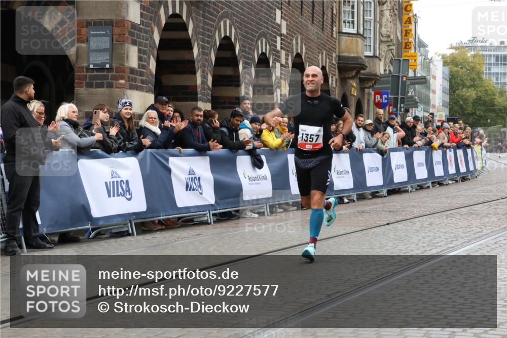 05.10.2025 - 20. swb-Marathon Bremen Strokosch-Dieckow http://msf.ph/oto/9227577 05.10.2025 12:25:03 Ziel 1357 meine-sportfotos.de