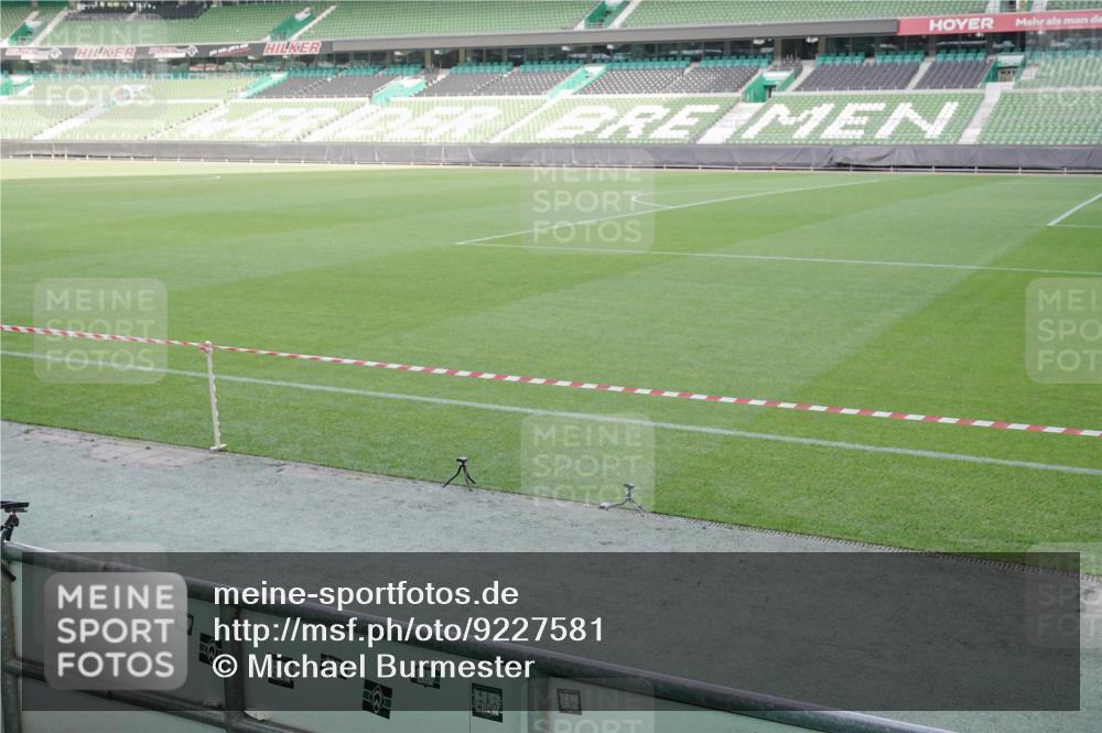05.10.2025 - 20. swb-Marathon Bremen Michael Burmester http://msf.ph/oto/9227581 05.10.2025 10:24:26 Laufen im Stadion 9262, 9364, 9524, 9700, 10208, 10229, 10592, 10691, 10744, 10838, 10880, 10910, 11086, 11476, 11701, 11725, 9213, 9289, 9922, 10070, 10276, 10606, 10753, 11067, 11069, 11114, 11418, 11474, 11567, 11710 meine-sportfotos.de