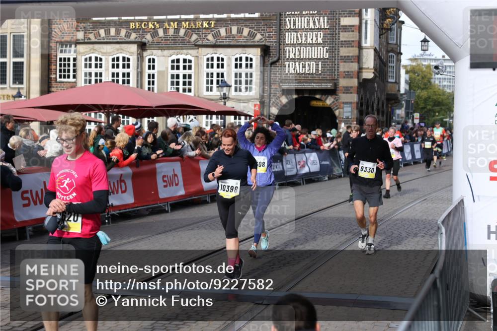 05.10.2025 - 20. swb-Marathon Bremen Yannick Fuchs http://msf.ph/oto/9227582 05.10.2025 10:58:17 Ziel 9330, 9576, 9582, 9634, 9952, 10127, 10377, 10395, 10398, 10459, 10620, 11058, 11562, 11608 meine-sportfotos.de
