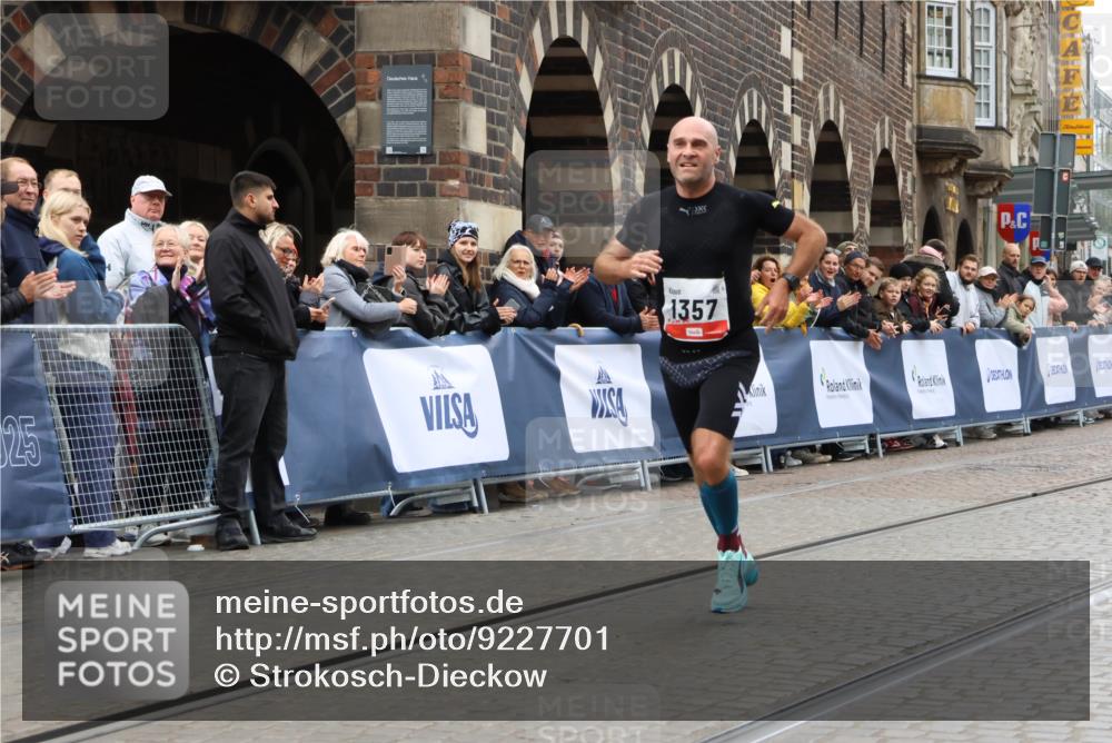 05.10.2025 - 20. swb-Marathon Bremen Strokosch-Dieckow http://msf.ph/oto/9227701 05.10.2025 12:25:04 Ziel 1357 meine-sportfotos.de