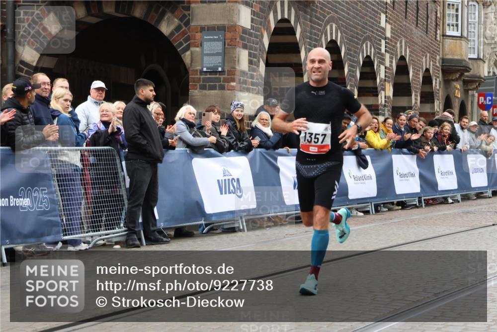 05.10.2025 - 20. swb-Marathon Bremen Strokosch-Dieckow http://msf.ph/oto/9227738 05.10.2025 12:25:04 Ziel 1357 meine-sportfotos.de