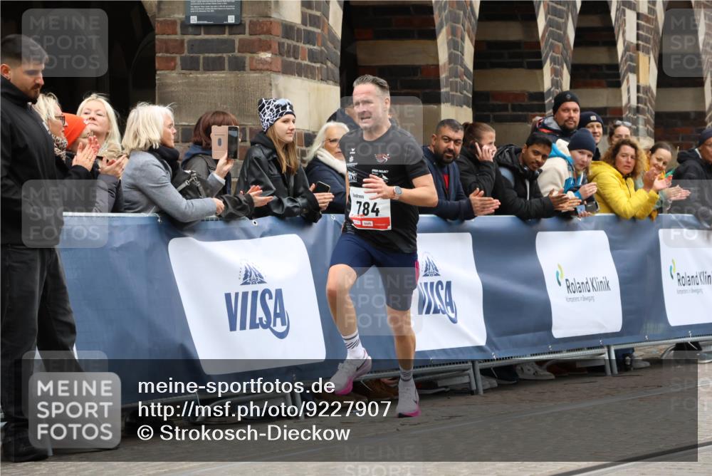 05.10.2025 - 20. swb-Marathon Bremen Strokosch-Dieckow http://msf.ph/oto/9227907 05.10.2025 12:25:20 Ziel 784 meine-sportfotos.de
