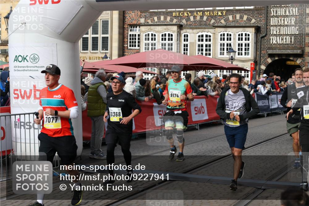 05.10.2025 - 20. swb-Marathon Bremen Yannick Fuchs http://msf.ph/oto/9227941 05.10.2025 10:58:25 Ziel 7077, 9174, 9330, 9462, 9952, 10368, 10786, 11049, 11184, 11495, 11562, 11724 meine-sportfotos.de