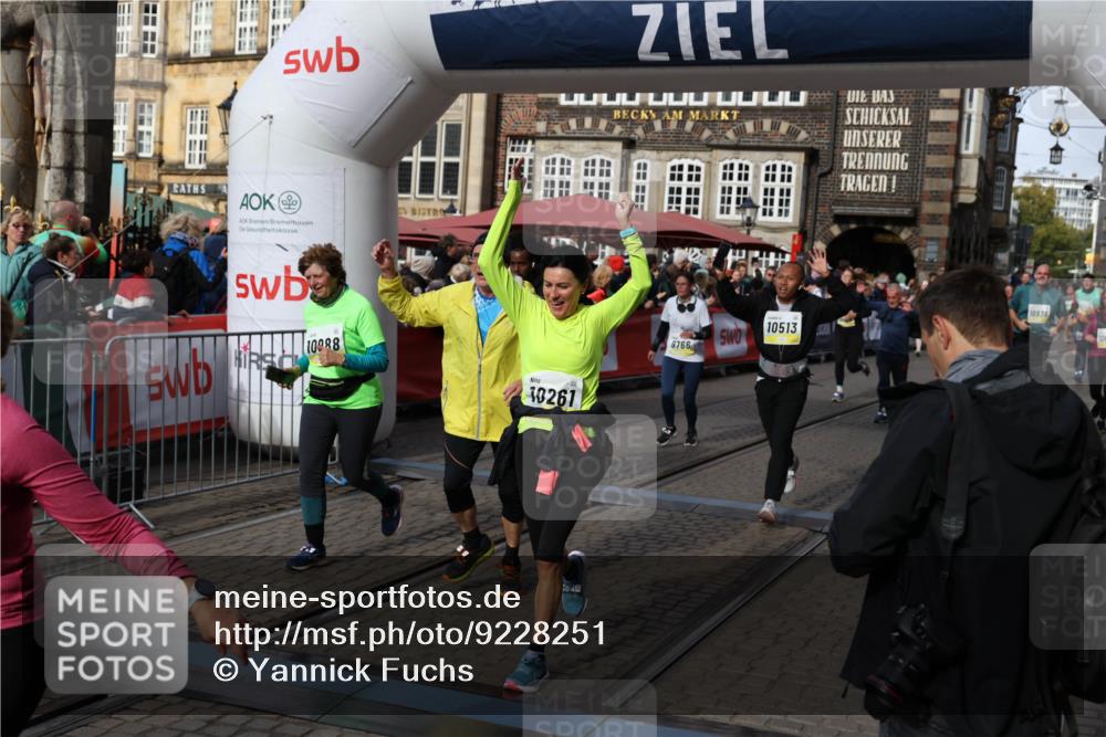 05.10.2025 - 20. swb-Marathon Bremen Yannick Fuchs http://msf.ph/oto/9228251 05.10.2025 10:58:41 Ziel 9430, 9433, 9472, 9529, 9766, 9820, 9913, 10049, 10055, 10261, 10285, 10408, 10513, 10936, 10988, 11291, 11700 meine-sportfotos.de