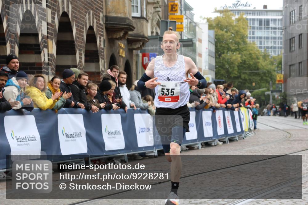 05.10.2025 - 20. swb-Marathon Bremen Strokosch-Dieckow http://msf.ph/oto/9228281 05.10.2025 12:25:55 Ziel 535 meine-sportfotos.de