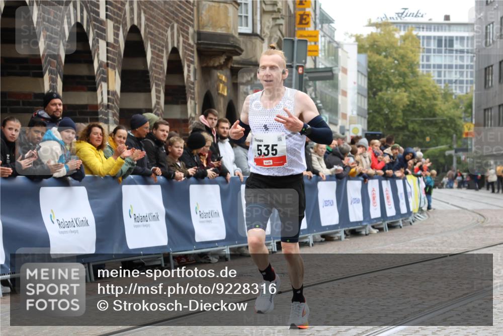05.10.2025 - 20. swb-Marathon Bremen Strokosch-Dieckow http://msf.ph/oto/9228316 05.10.2025 12:25:55 Ziel 535 meine-sportfotos.de