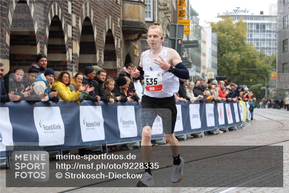 05.10.2025 - 20. swb-Marathon Bremen Strokosch-Dieckow http://msf.ph/oto/9228335 05.10.2025 12:25:55 Ziel 535 meine-sportfotos.de