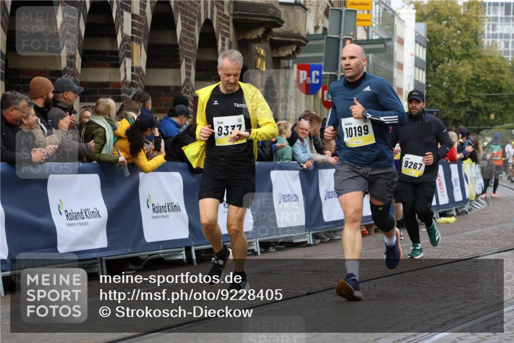 05.10.2025 - 20. swb-Marathon Bremen Strokosch-Dieckow http://msf.ph/oto/9228405 05.10.2025 10:50:32 Ziel 9267, 9299, 9337, 9578, 9986, 10199, 10251, 11062, 11344, 11466, 11660 meine-sportfotos.de