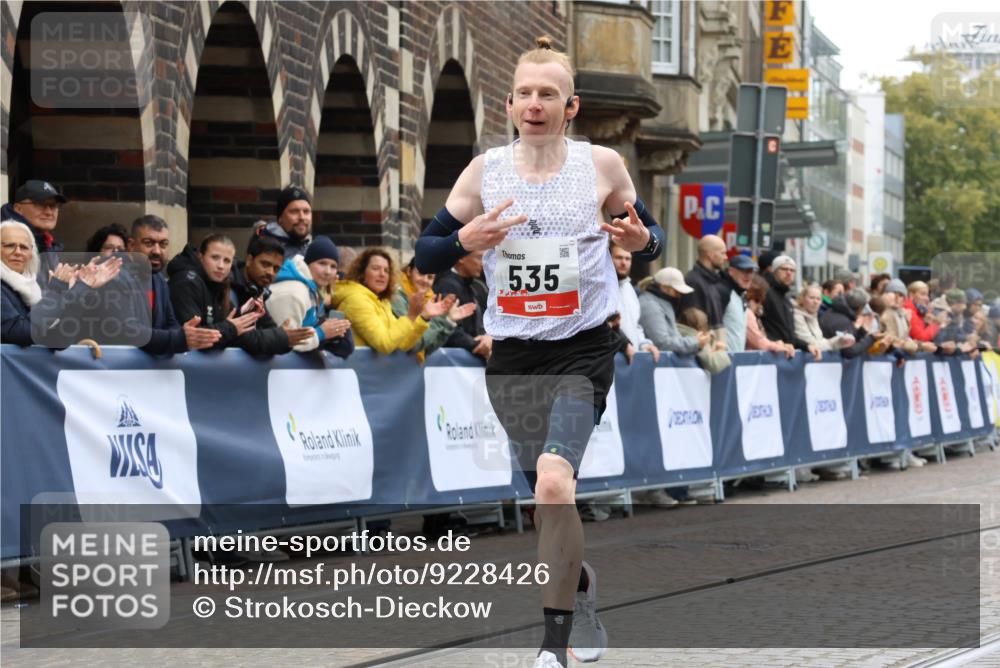 05.10.2025 - 20. swb-Marathon Bremen Strokosch-Dieckow http://msf.ph/oto/9228426 05.10.2025 12:25:55 Ziel 535 meine-sportfotos.de