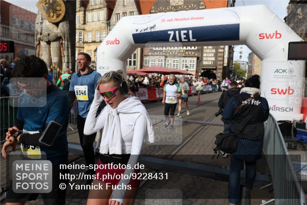05.10.2025 - 20. swb-Marathon Bremen Yannick Fuchs http://msf.ph/oto/9228431 05.10.2025 10:58:54 Ziel 7163, 8585, 9346, 9370, 9540, 9622, 9714, 10263, 10561, 10591, 10679, 10871, 11078, 11290, 11651 meine-sportfotos.de