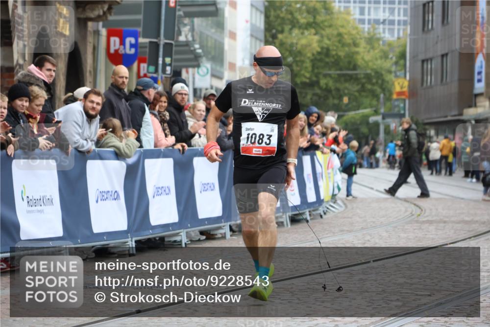 05.10.2025 - 20. swb-Marathon Bremen Strokosch-Dieckow http://msf.ph/oto/9228543 05.10.2025 12:26:09 Ziel 1083 meine-sportfotos.de
