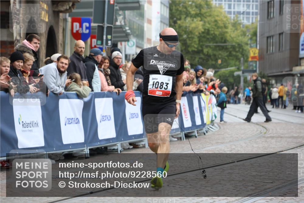 05.10.2025 - 20. swb-Marathon Bremen Strokosch-Dieckow http://msf.ph/oto/9228560 05.10.2025 12:26:09 Ziel 1083 meine-sportfotos.de