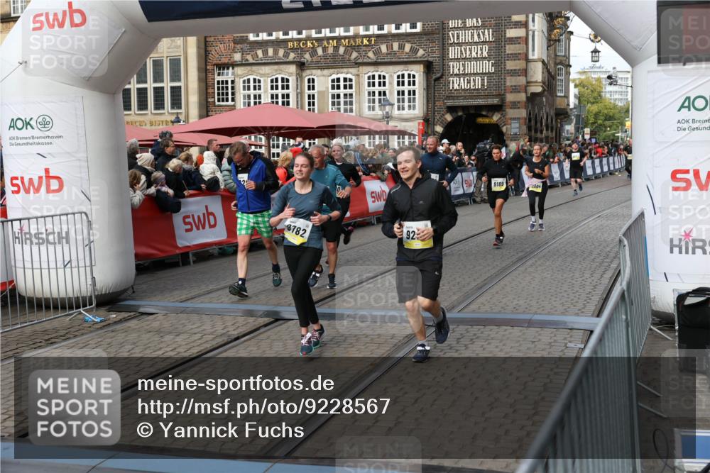 05.10.2025 - 20. swb-Marathon Bremen Yannick Fuchs http://msf.ph/oto/9228567 05.10.2025 11:01:50 Ziel 9189, 9269, 9294, 9432, 9782, 10004, 10026, 10030, 10370, 10562, 10903, 10904, 11223, 11463, 11732, 11733 meine-sportfotos.de