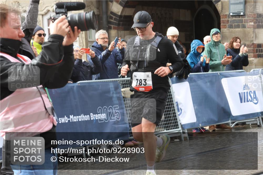 05.10.2025 - 20. swb-Marathon Bremen Strokosch-Dieckow http://msf.ph/oto/9228903 05.10.2025 14:59:29 Ziel 783 meine-sportfotos.de