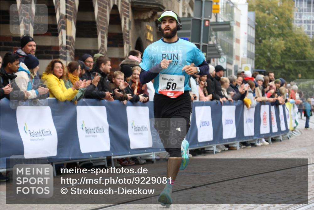 05.10.2025 - 20. swb-Marathon Bremen Strokosch-Dieckow http://msf.ph/oto/9229081 05.10.2025 12:27:18 Ziel 50 meine-sportfotos.de
