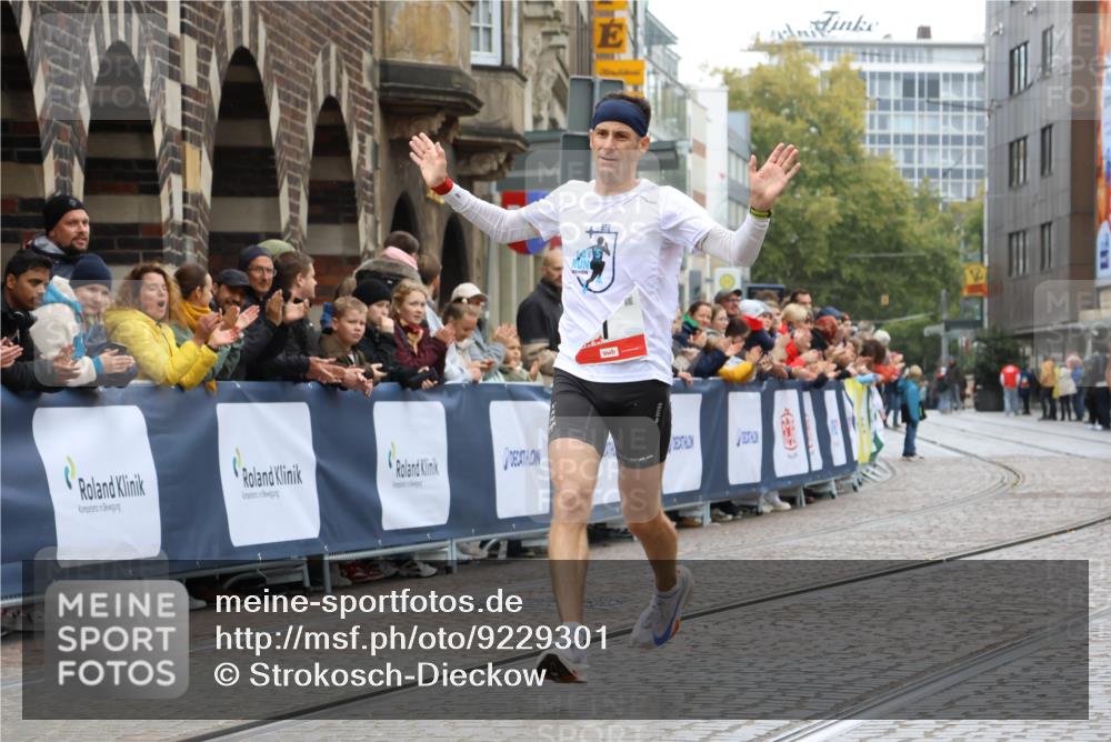 05.10.2025 - 20. swb-Marathon Bremen Strokosch-Dieckow http://msf.ph/oto/9229301 05.10.2025 12:27:47 Ziel 1, 1620 meine-sportfotos.de