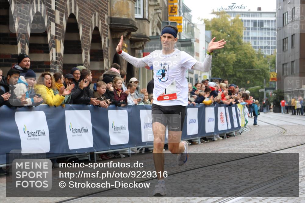 05.10.2025 - 20. swb-Marathon Bremen Strokosch-Dieckow http://msf.ph/oto/9229316 05.10.2025 12:27:47 Ziel 1, 1620 meine-sportfotos.de