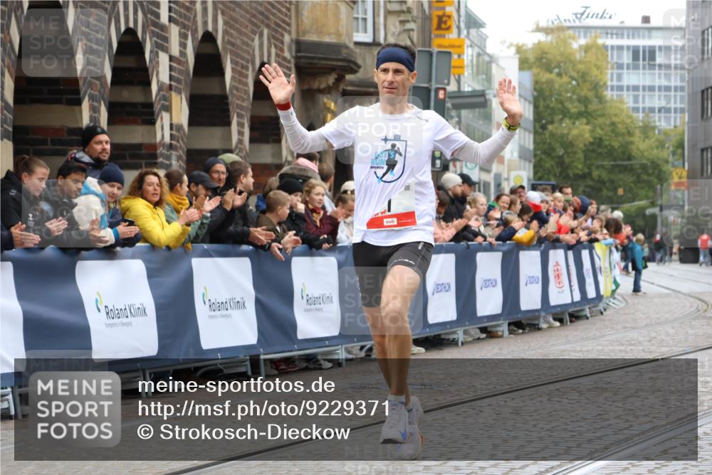 05.10.2025 - 20. swb-Marathon Bremen Strokosch-Dieckow http://msf.ph/oto/9229371 05.10.2025 12:27:47 Ziel 1, 1620 meine-sportfotos.de