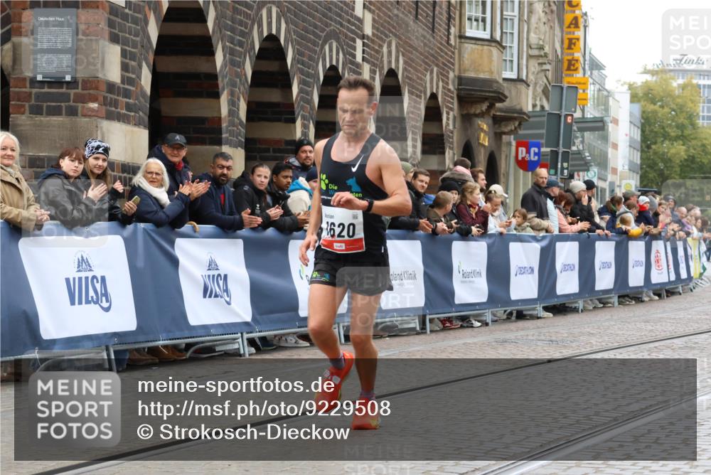 05.10.2025 - 20. swb-Marathon Bremen Strokosch-Dieckow http://msf.ph/oto/9229508 05.10.2025 12:27:52 Ziel 1620 meine-sportfotos.de